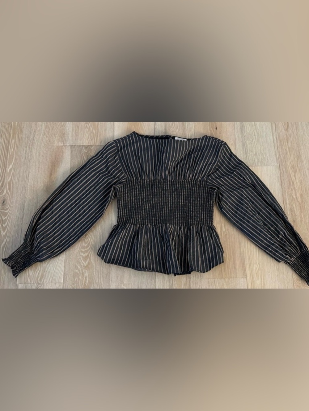 CINQ A SEPT Vintage Chic Houston Smocked Peplum Top. Graphite/Dk Salmon Sz S